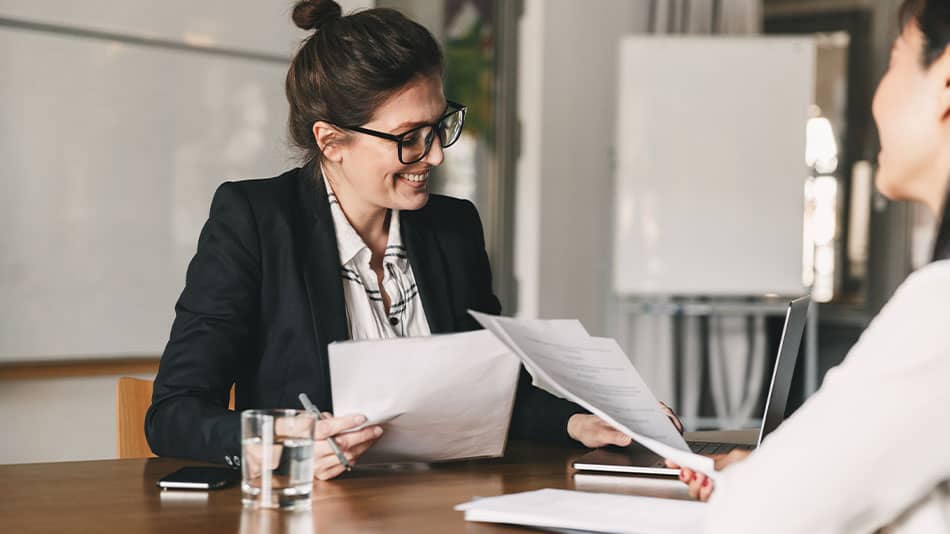 Arbeitslos melden: benötigte Dokumente – Fristen, die Sie einhalten ...